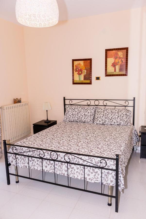 La Casa Di Bia Bed and Breakfast Corleone Exteriör bild